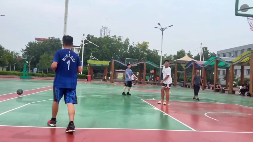 亮眼